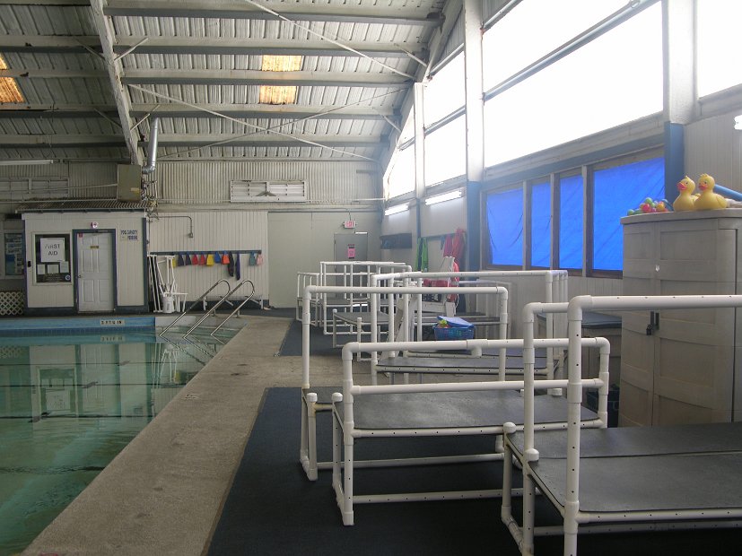Dad's Club indoor pool 1006Voss Road Houston 77055 (3)